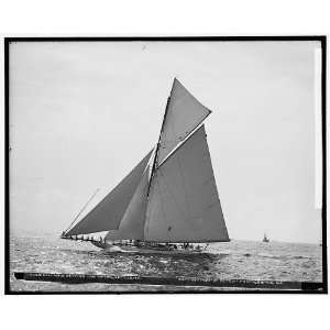  Columbia setting jib topsail,Sept. 28,1901