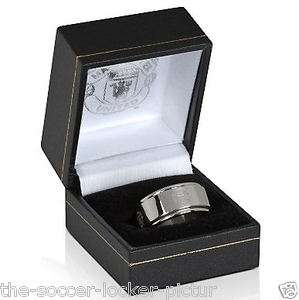 Manchester United FC Official Product Mens Ring Spinning Crest 