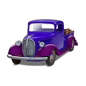   YET RELEASED 1/25 1937 Ford Pickup Street Rod (2 in 1) Toys & Games