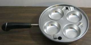 Revere Ware 4 Cup Egg Poacher Included 8 frying pan 4 Cups and Holder 