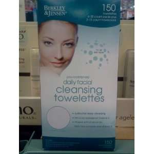 Berkley & Jensen Daily Facial Cleansing Towelettes