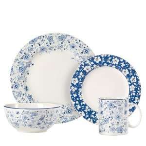 Pfaltzgraff Blue Meadows Blue Meadows Dinnerware Set in Blue and White