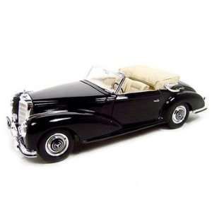    1955 MERCEDES 300S BLACK 118 DIECAST MODEL 