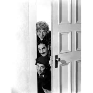  Room Service, Harpo Marx, Groucho Marx, Chico Marx, 1938 