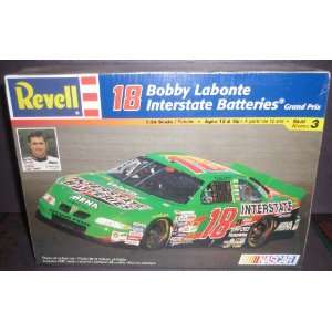  #4114 Revell Bobby Labonte #18 Interstate Batteries Grand 