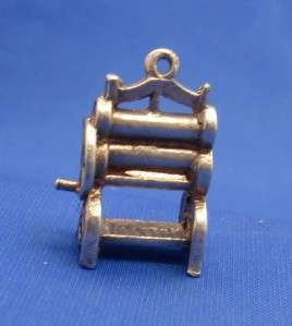 Vintage English Sterling Silver Clothes Laundry Wringer Wash Tub Charm 